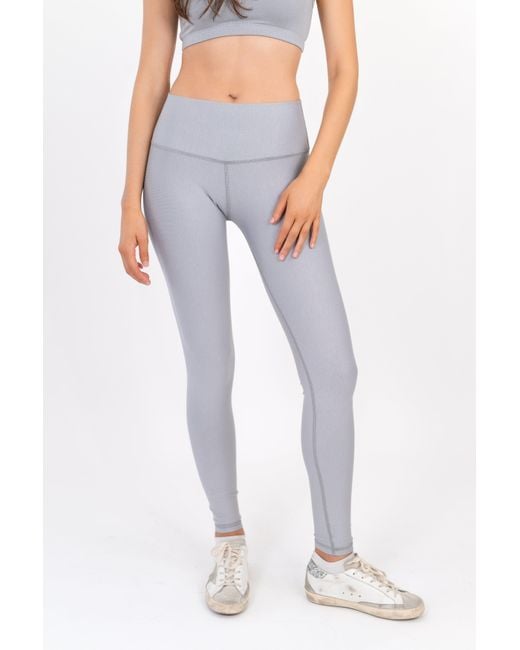 On/Off Essentials White The Core Legging