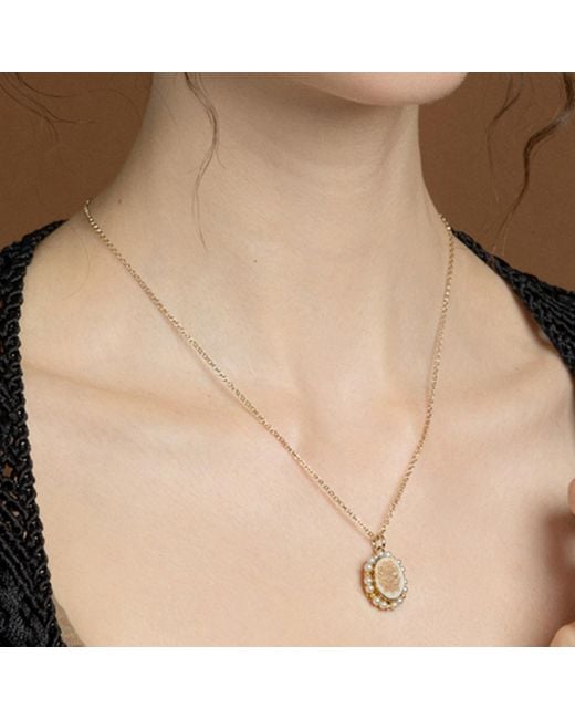 Vintouch Italy Metallic Plated Flower Cameo And Pearl Necklace