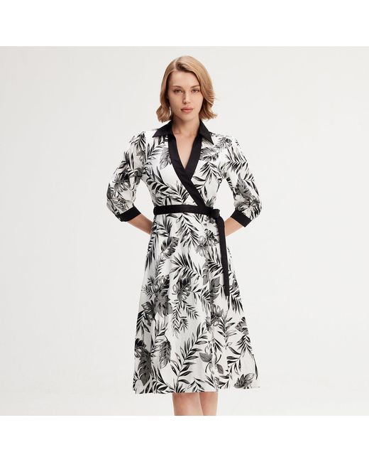 Smart and Joy Black Bi-Material Wrap Dress With Tropical Print