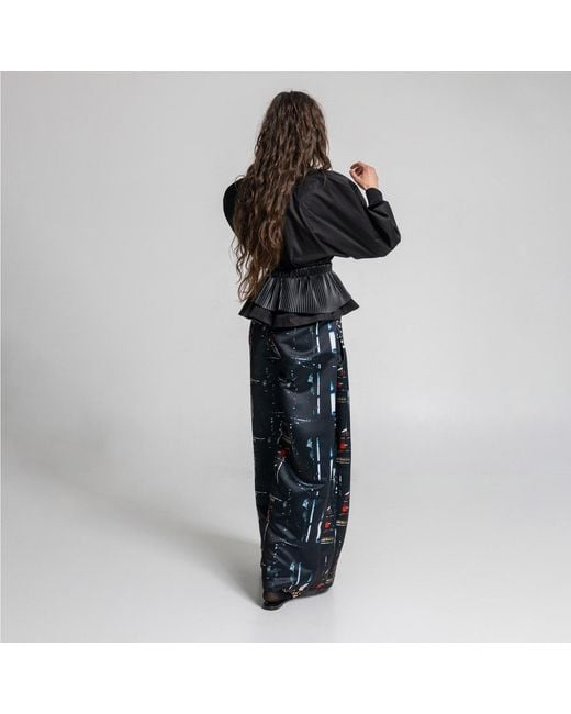 ARTISTA Black Sarah V-Neckline Blouse