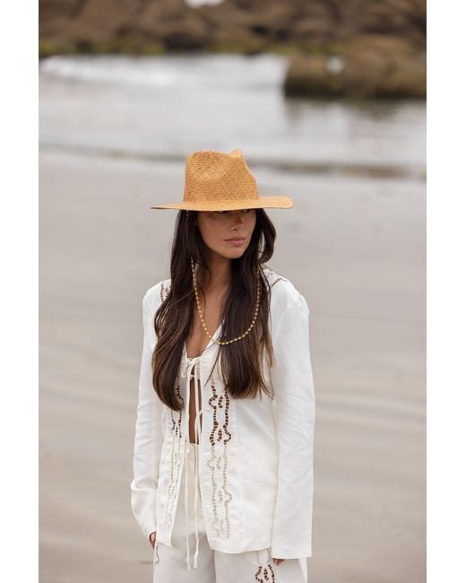 Le Trap White Neutrals Córsega Camel