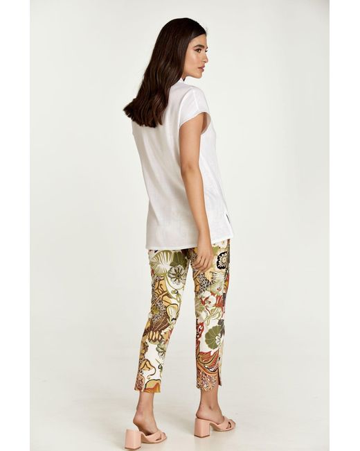 Conquista White Linen Style Sleeveless Top