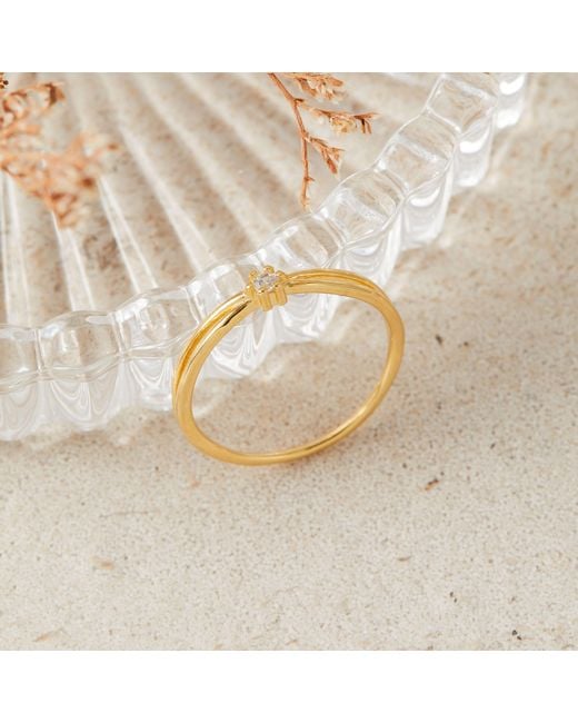 Esterah Metallic Solitaire Ring
