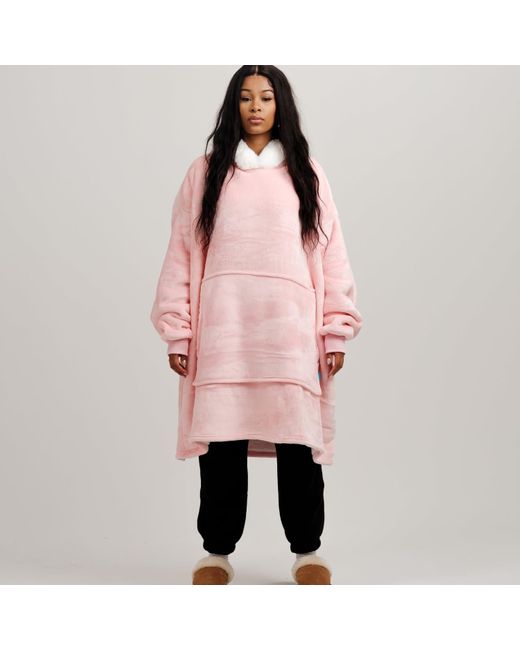 Ony Pink Furlined Hoodie Blanket for men
