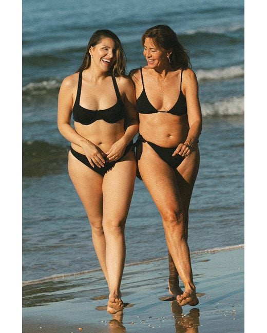 Aqva Swimwear Black Turqueta Bikini Top