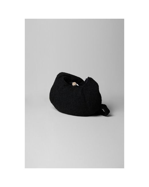 MARHEN.J Black Lily