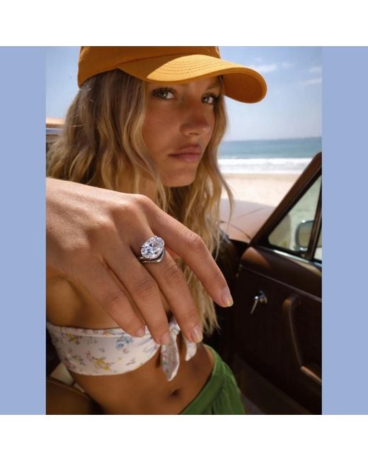 By Virgo White Aurenza Ring