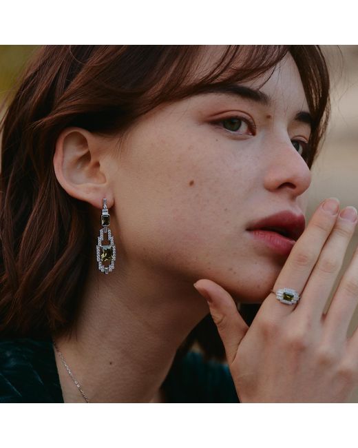 Retro Chic White Hope Corner Ring