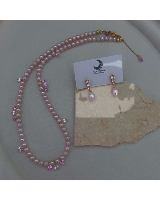 Ninemoo White Ballet Rosé Sugar Plum Necklace