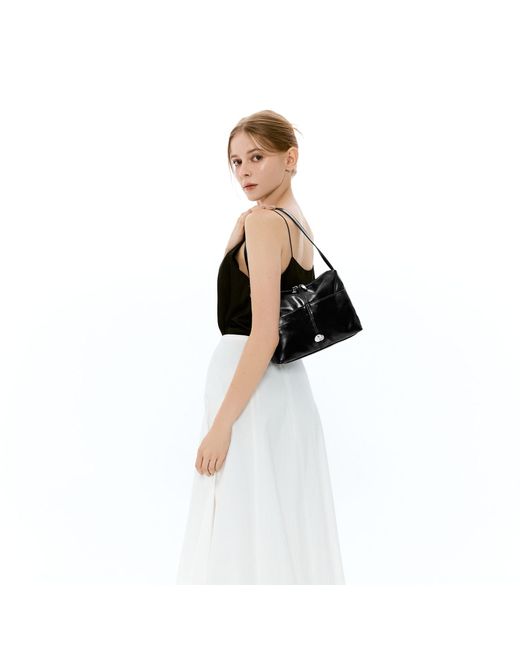 MARHEN.J Black Verbena