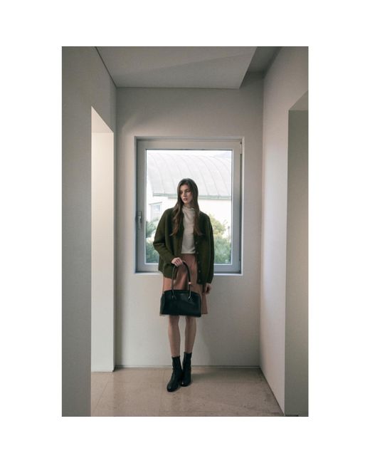 MARHEN.J Black Lara