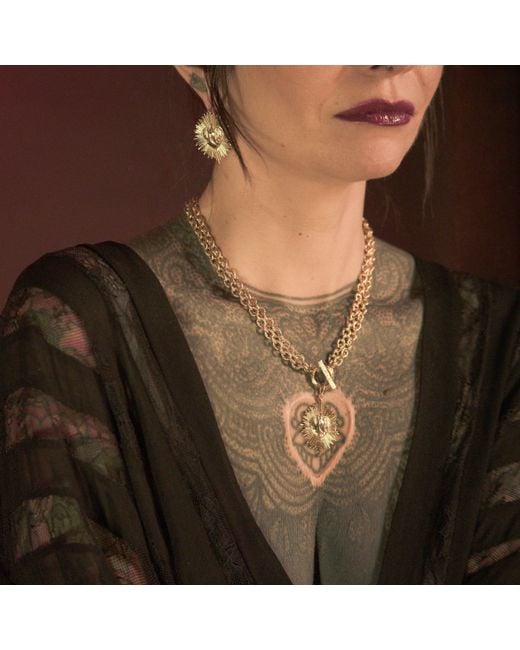 IN CAUDA VENENUM Metallic Tejas Necklace