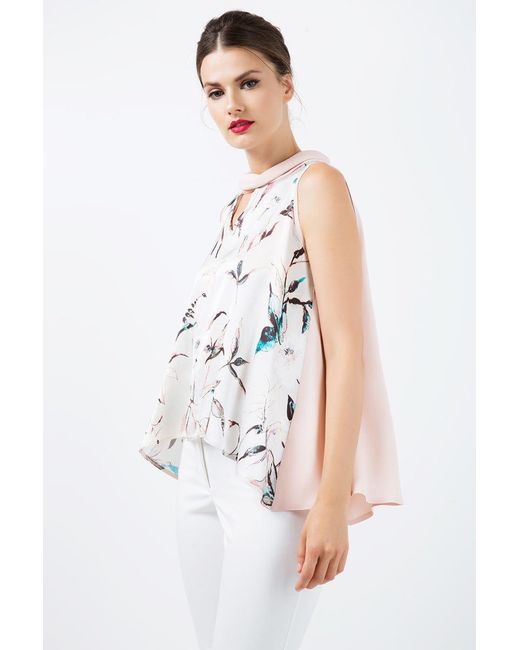 Conquista Natural Sleeveless Print Satin Top