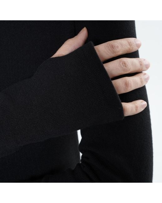 Metamorph Black Knitted Turtleneck Tunic With Tulle