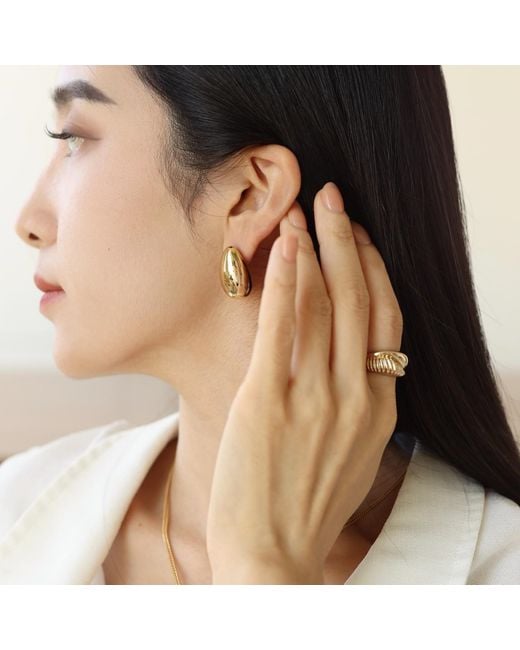 Retro Chic Metallic Drop Ring