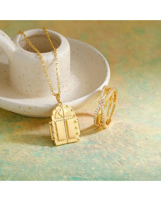 Vanimy Metallic Sacred Door Of Light Cross Necklace