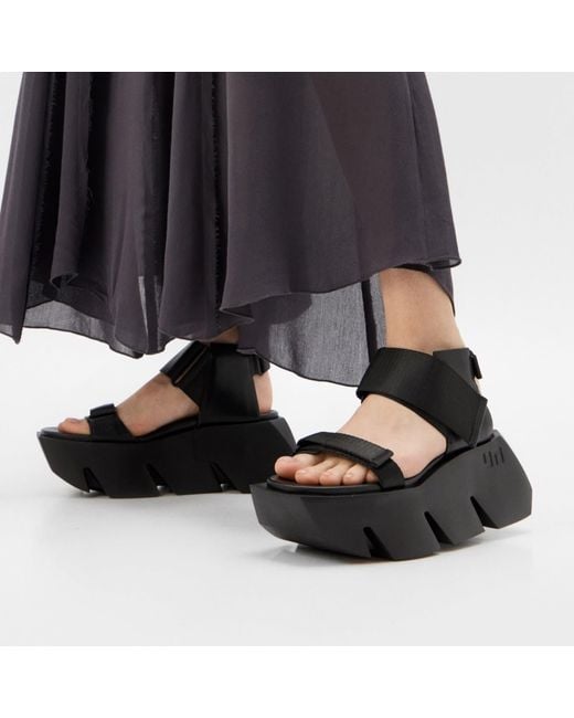 United Nude Black Bull Run