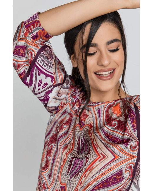 Conquista Red Print Top With Bishop Sleeves