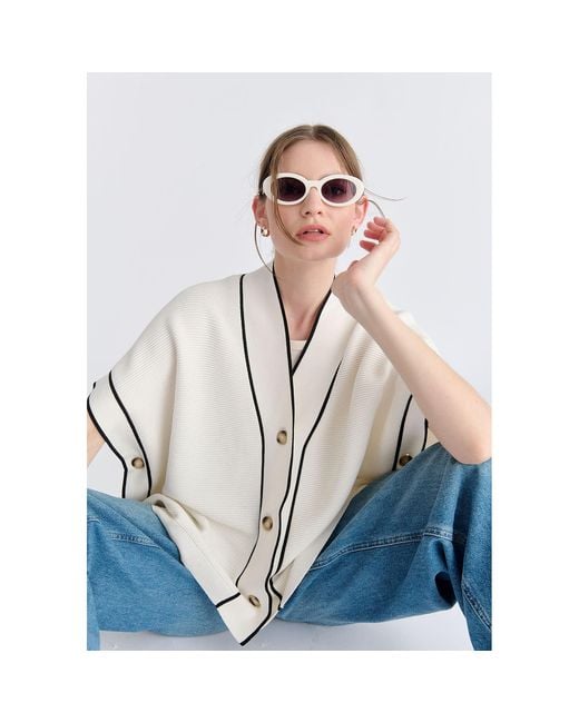 Paisie Metallic Button Details Kimono Ribbed Cardigan