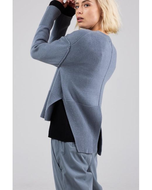 Dref Blue Pluto Fitted Sweater
