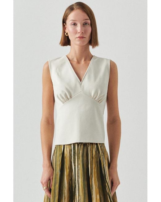 Exquise White Neutrals Baylor Sleeveless Knit Blouse