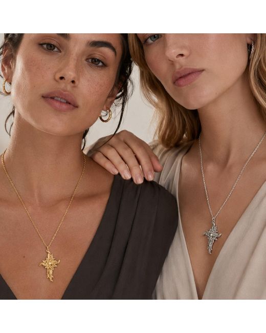 Unaloe Metallic Humilis Cross Necklace Vermeil – Plated Leaf Cross Pendant – Luxury Jewelry