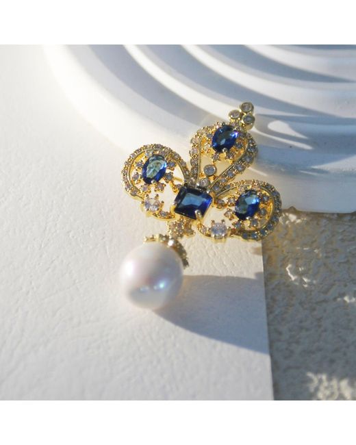 Ninemoo Metallic Royal Iris Natural Pearl Brooch & Pendant