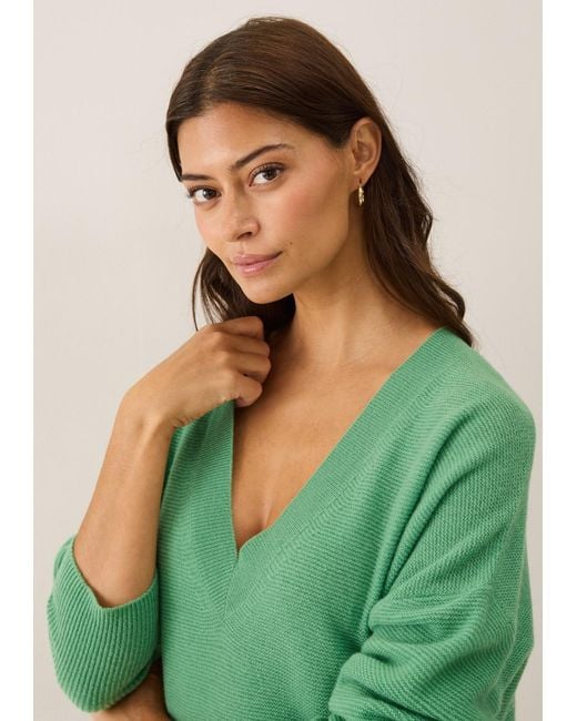 Loop Cashmere Green Relaxed Lofty V Neck Sweater