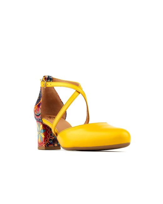 Embassy London USA Yellow Dannii