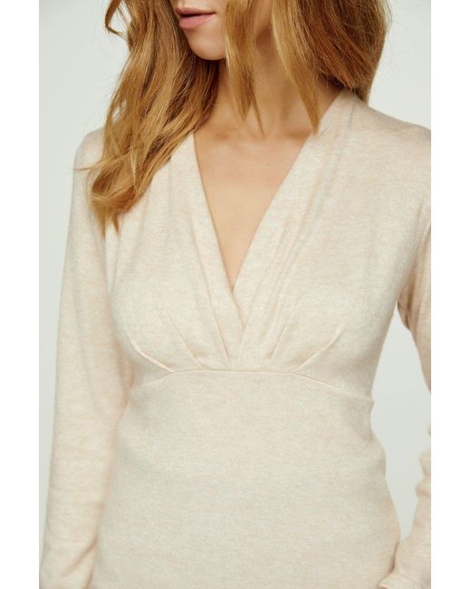 Conquista Natural Melange V Neck Knit Top