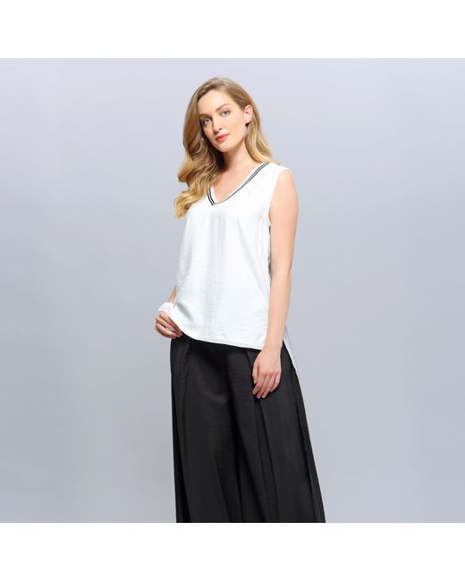 Smart and Joy White Long V-Neckline Bi-Material Top
