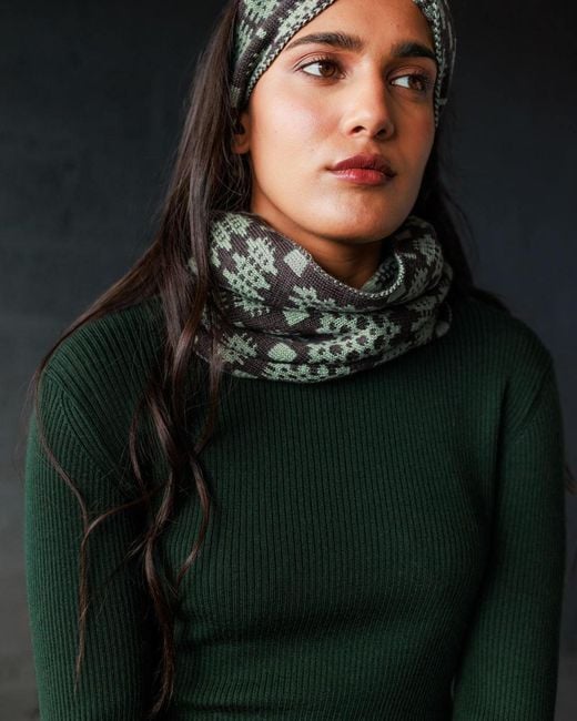 Mabli Green Carthen Merino Tube Scarf