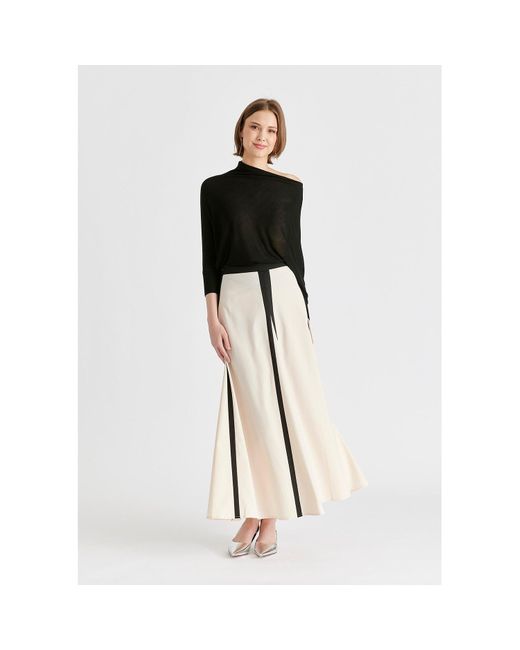 Paisie Natural Contrast Trim Maxi Skirt