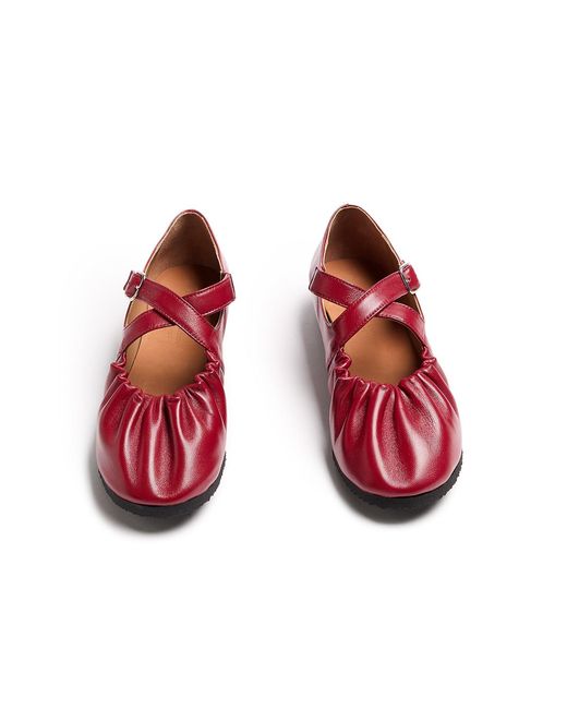Naguisa Red Flat