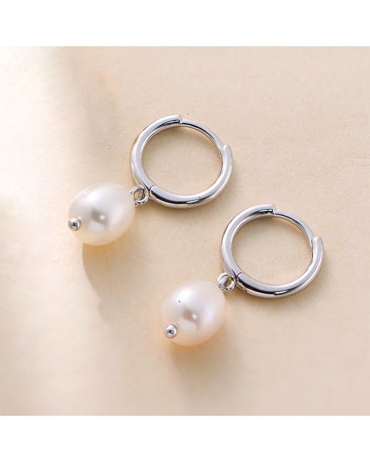 Harfi White Minimalist Freshwater Pearl Huggie Hoop Earrings