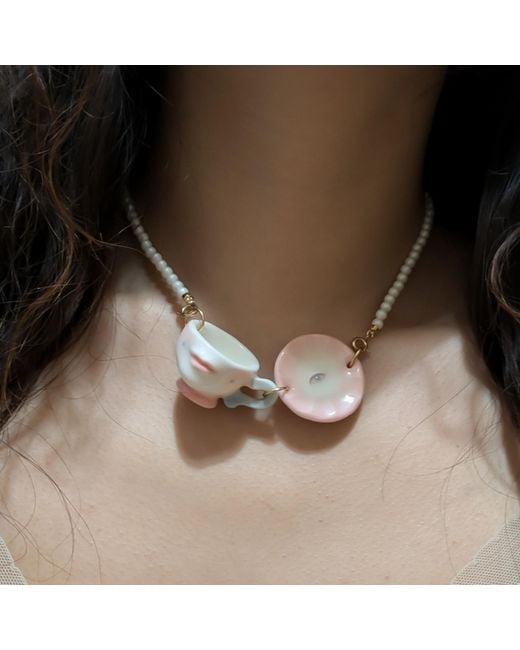 H2 Studio Metallic The Cup Theater Mini Porcelain Cup & Plate Mini Crystal Pearl Necklace