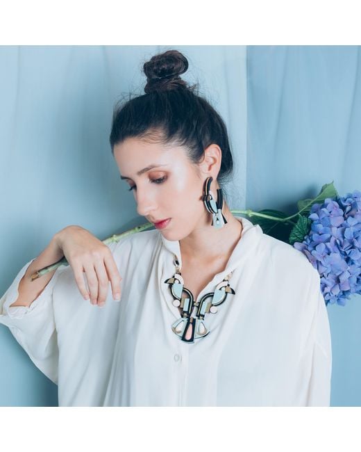 Gissa Bicalho Green Handmade Acrylic Necklace Birds Pale