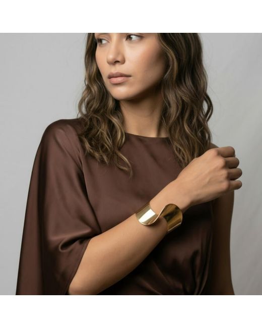 Uchi and Soto Metallic Nami Wave Bangle