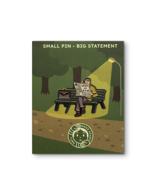 Make Heads Turn Green Enamel Pin Grandpa: Ufos Are Real