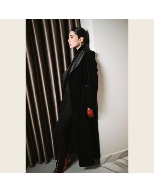 Roqaia Fashion House Black Velvet Noble