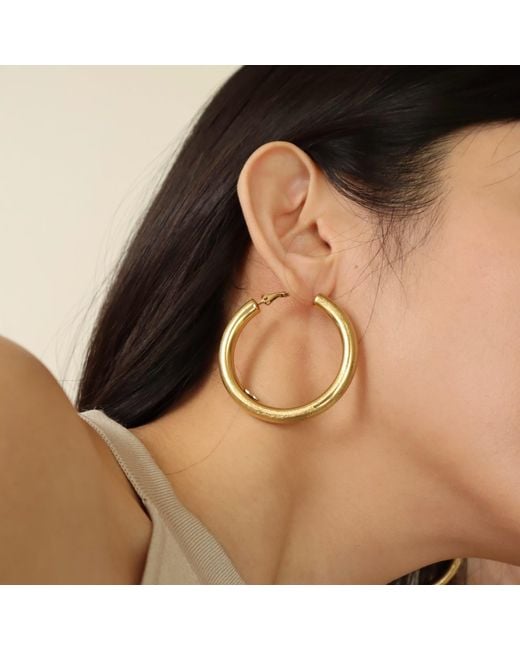 Retro Chic Metallic Retro Hoop Earrings