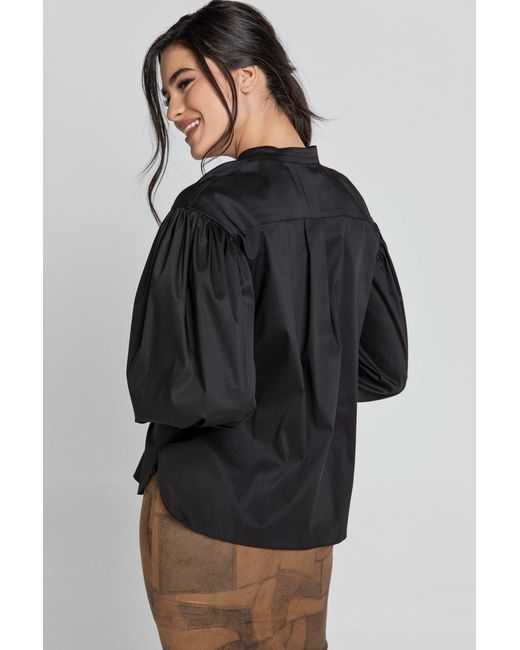 Conquista Black Shirt With Bishop Sleeves