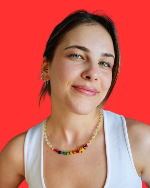 Desert Lobby Metallic Honey – Beaded Necklace With Murano Bee & Wooden Beads