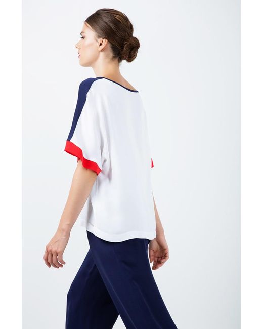 Conquista Red Short Sleeve Top With & Detail