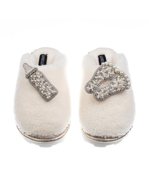 Laines London White Teddy Closed Toe Slippers With Pearl New Baby Brooches