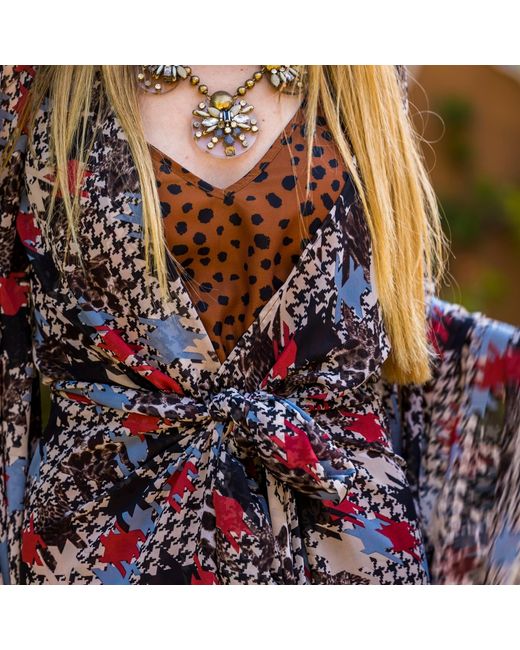 Jennafer Grace Metallic Darcy Kimono