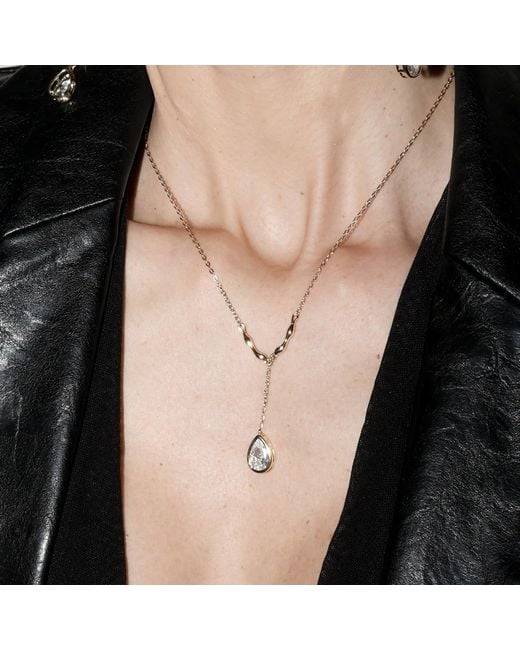 Studio Baloge Metallic Suspendue Goutte Drop Necklace
