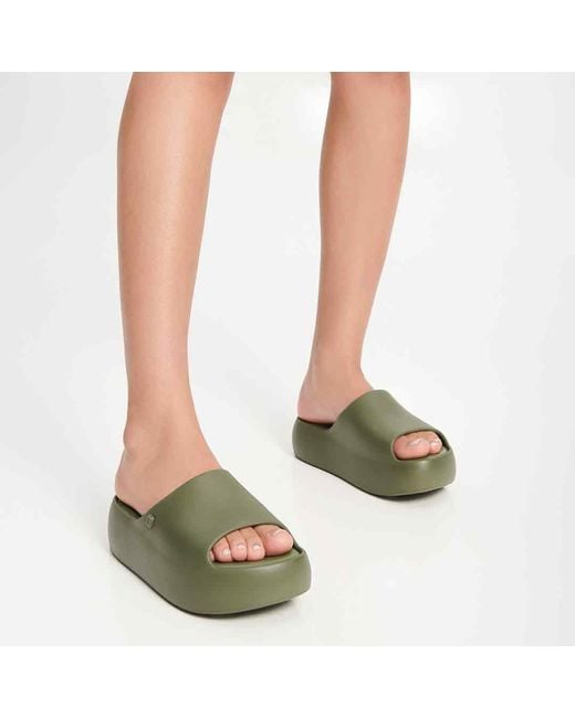 Melissa Green Free Platform Slide