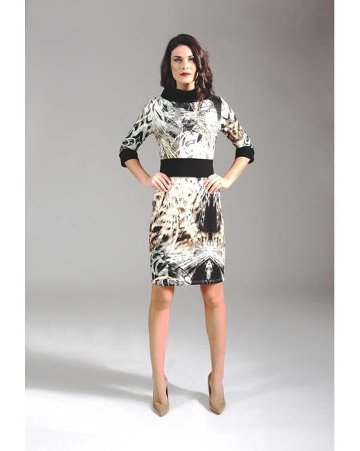 Conquista Black Fitted Punto Di Roma Print Dress With Belt