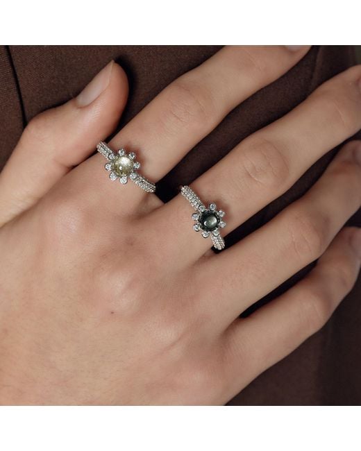 Freqnc Atelier Metallic Eight Petals Ring